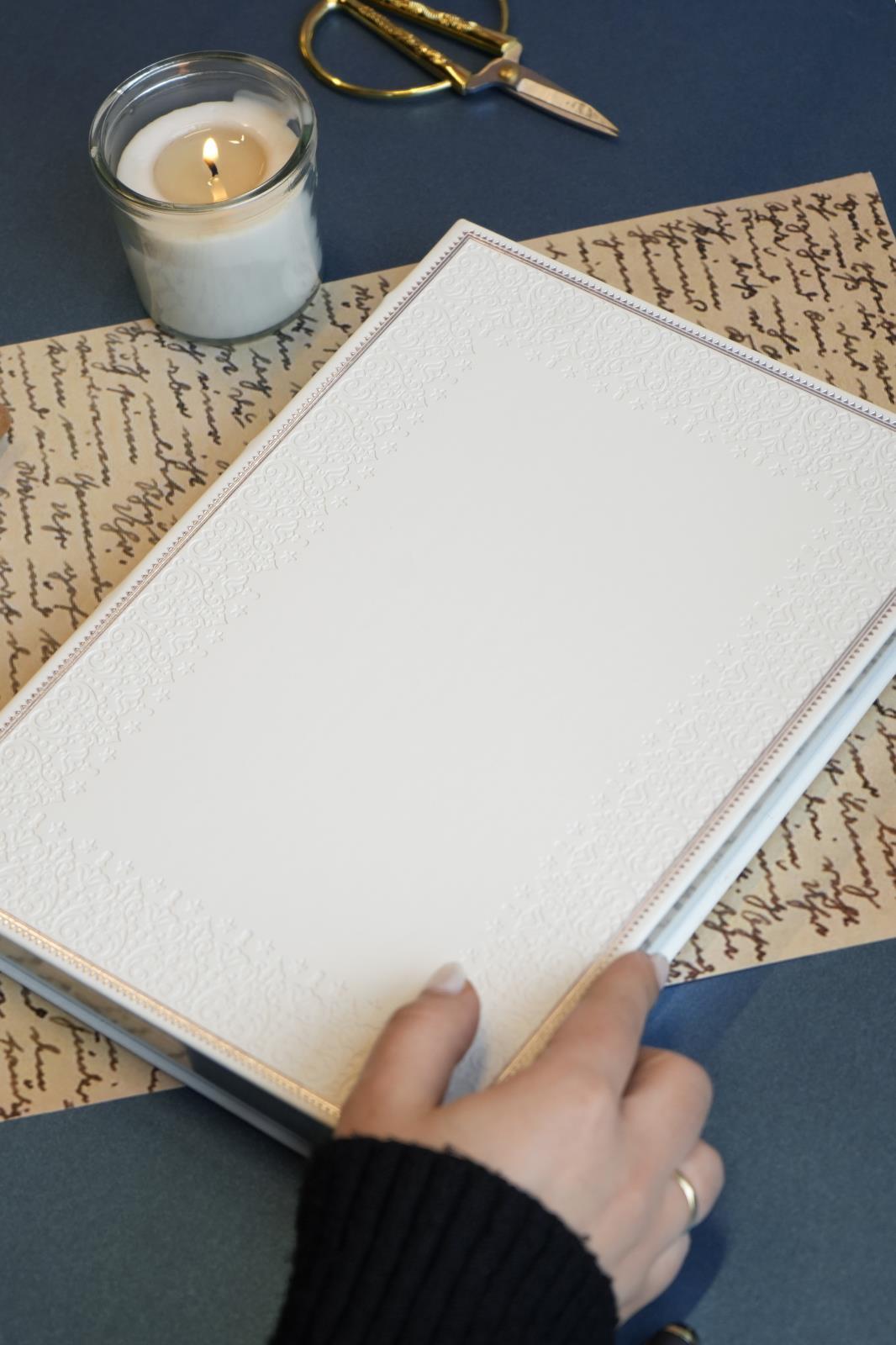 Signature Vintage Old Book Defter